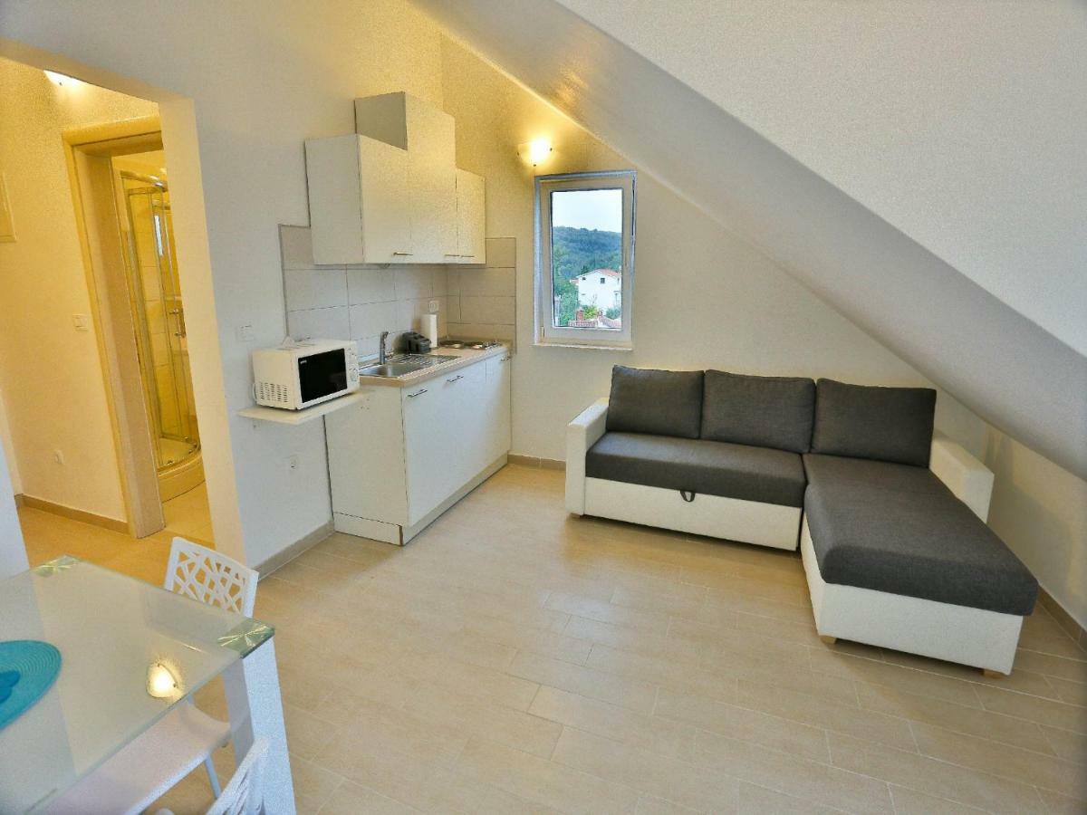Apartments Marly Трогір Екстер'єр фото